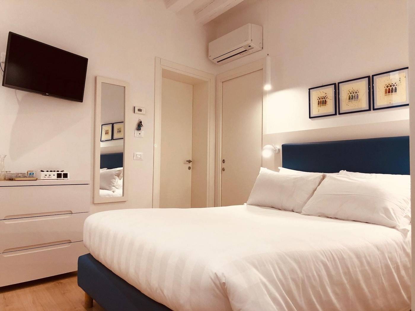 San-Marco-Design-Suites-Room-12