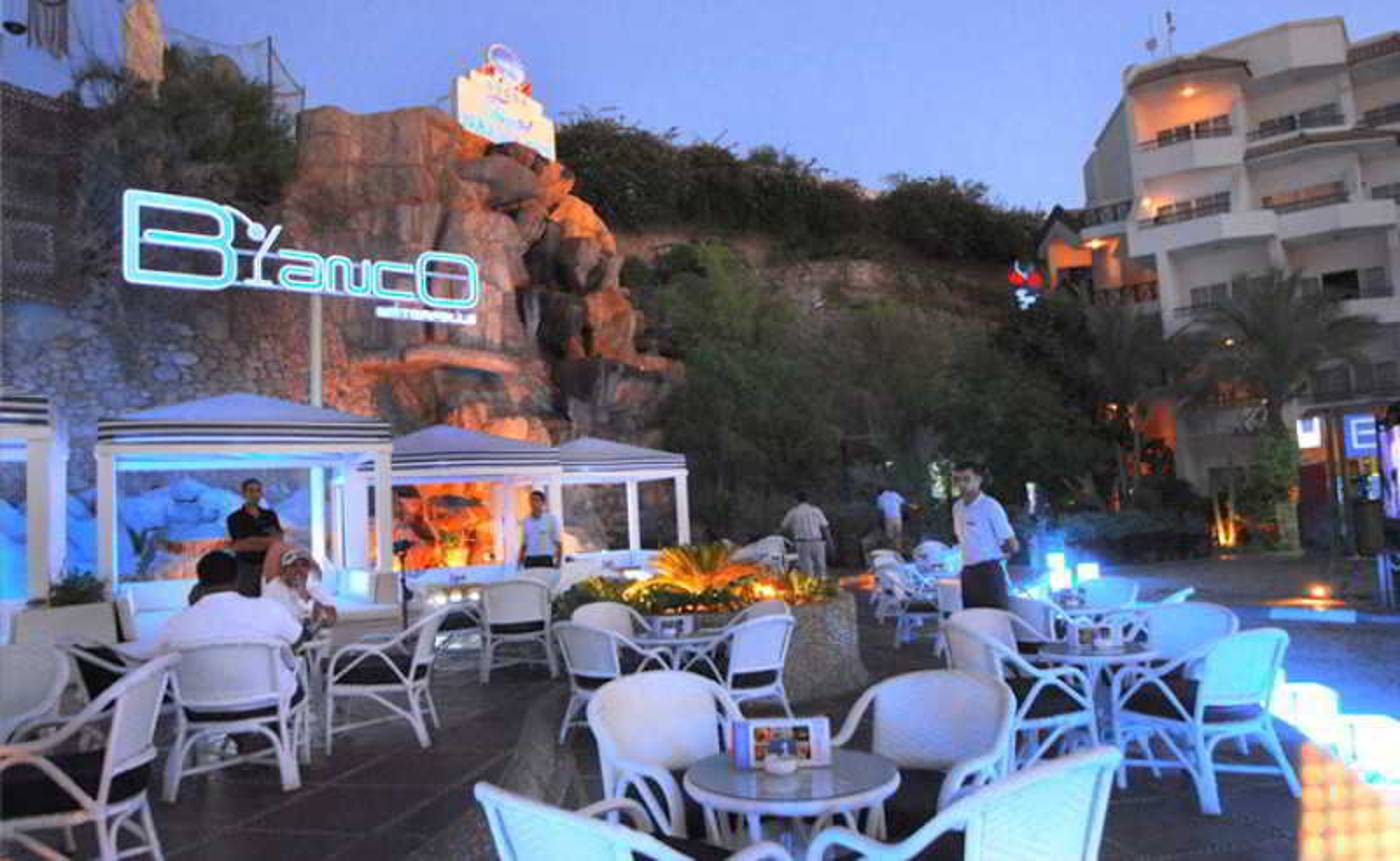 Naama-Bay-Hotel-Terrace-16