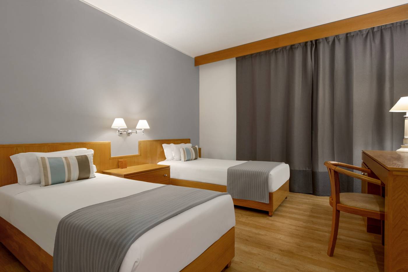 TRYP-Montijo-Parque-Hotel-Room-5