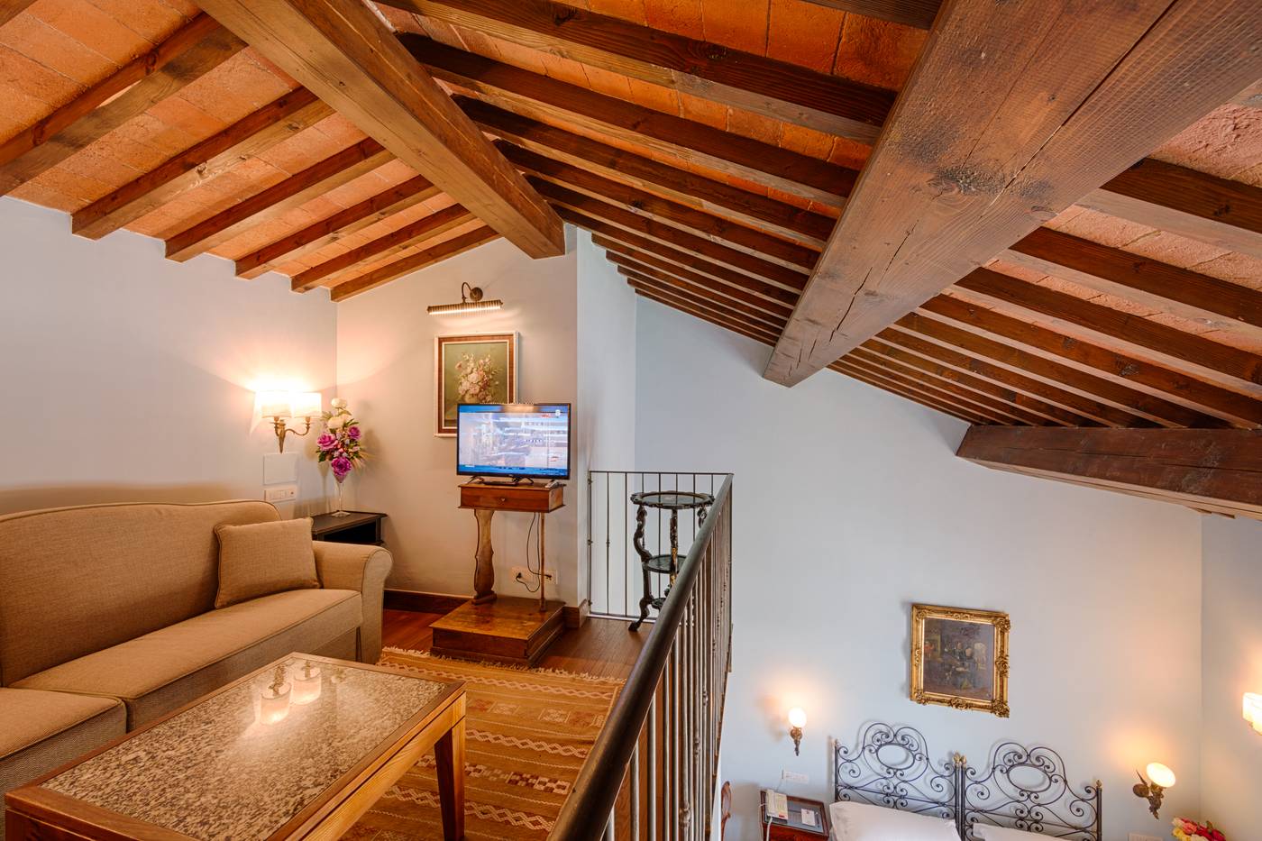 Hotel-Mulino-di-Firenze-WorldHotels-Crafted-Room-30