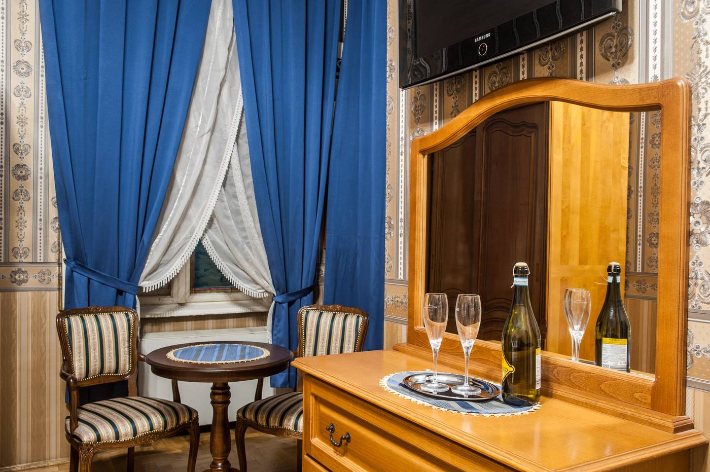 Cotton-House-Budapest-Room-10