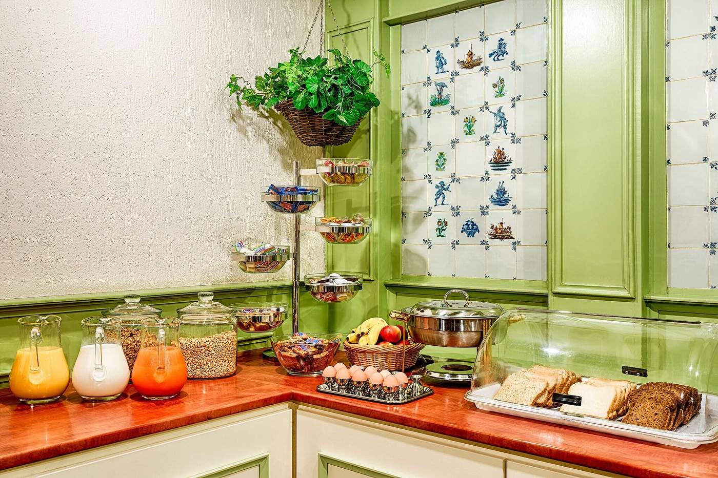 Owl-Hotel-Restaurant-47