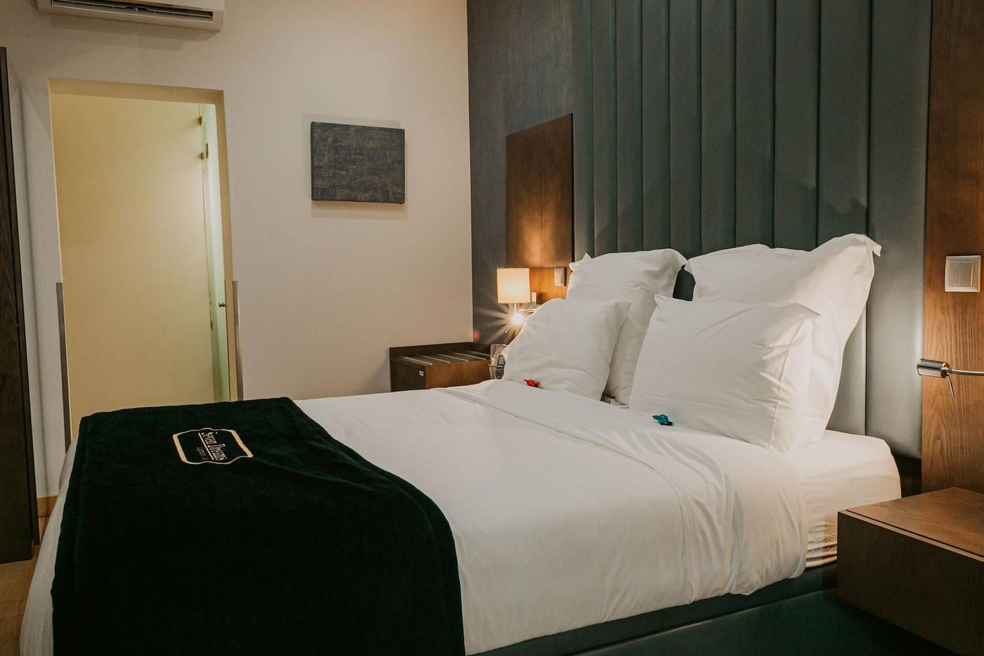 Seven-Dreams-Suites-Room-25