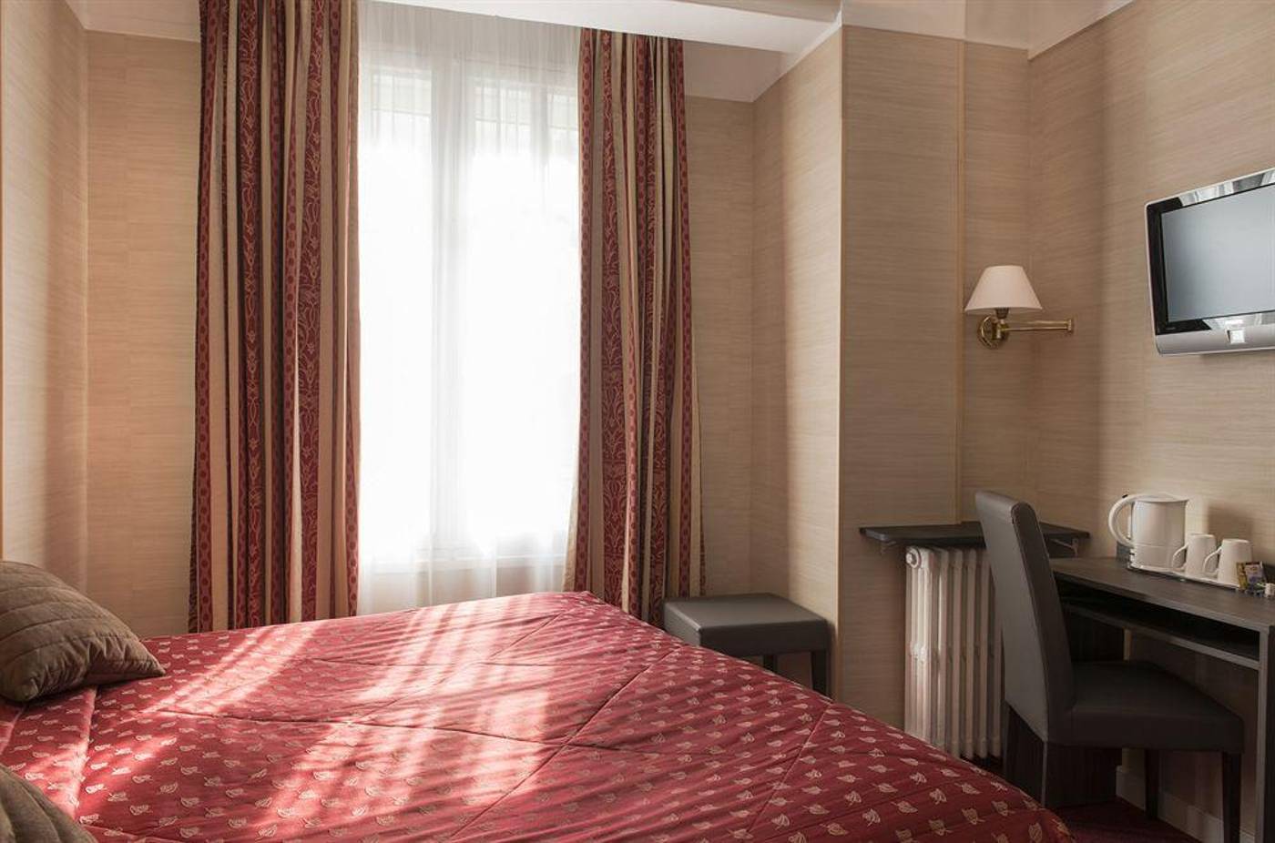 Abaca-Messidor-by-Happyculture-Room-25