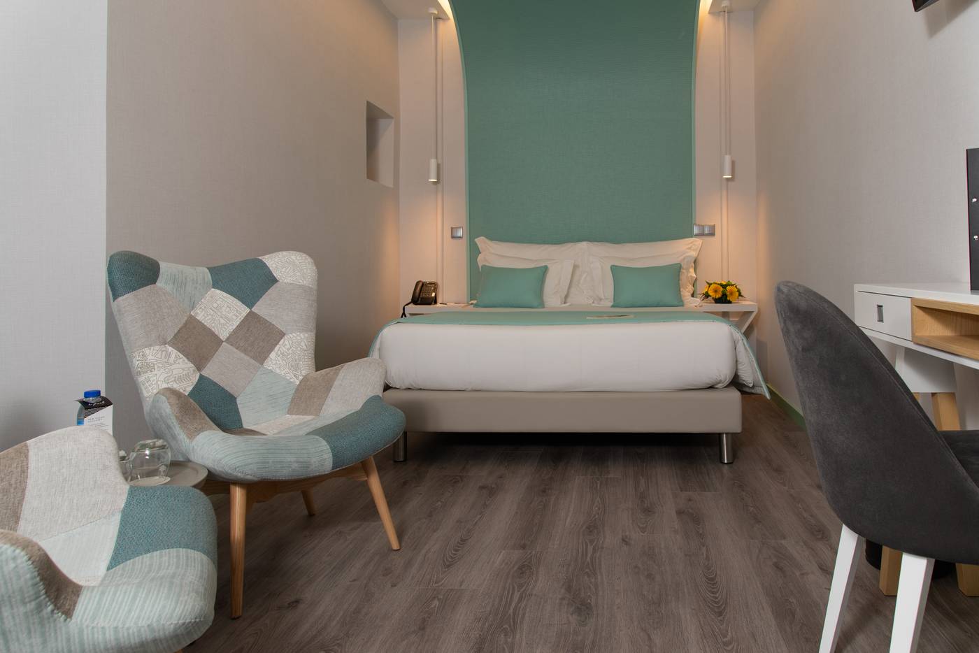 Be-Poet-Baixa-Hotel-Room-15