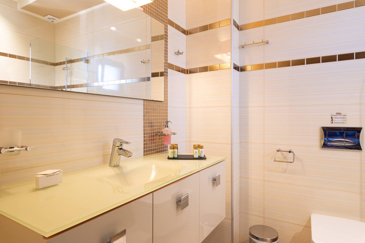 Sivota-Diamond-Room-60