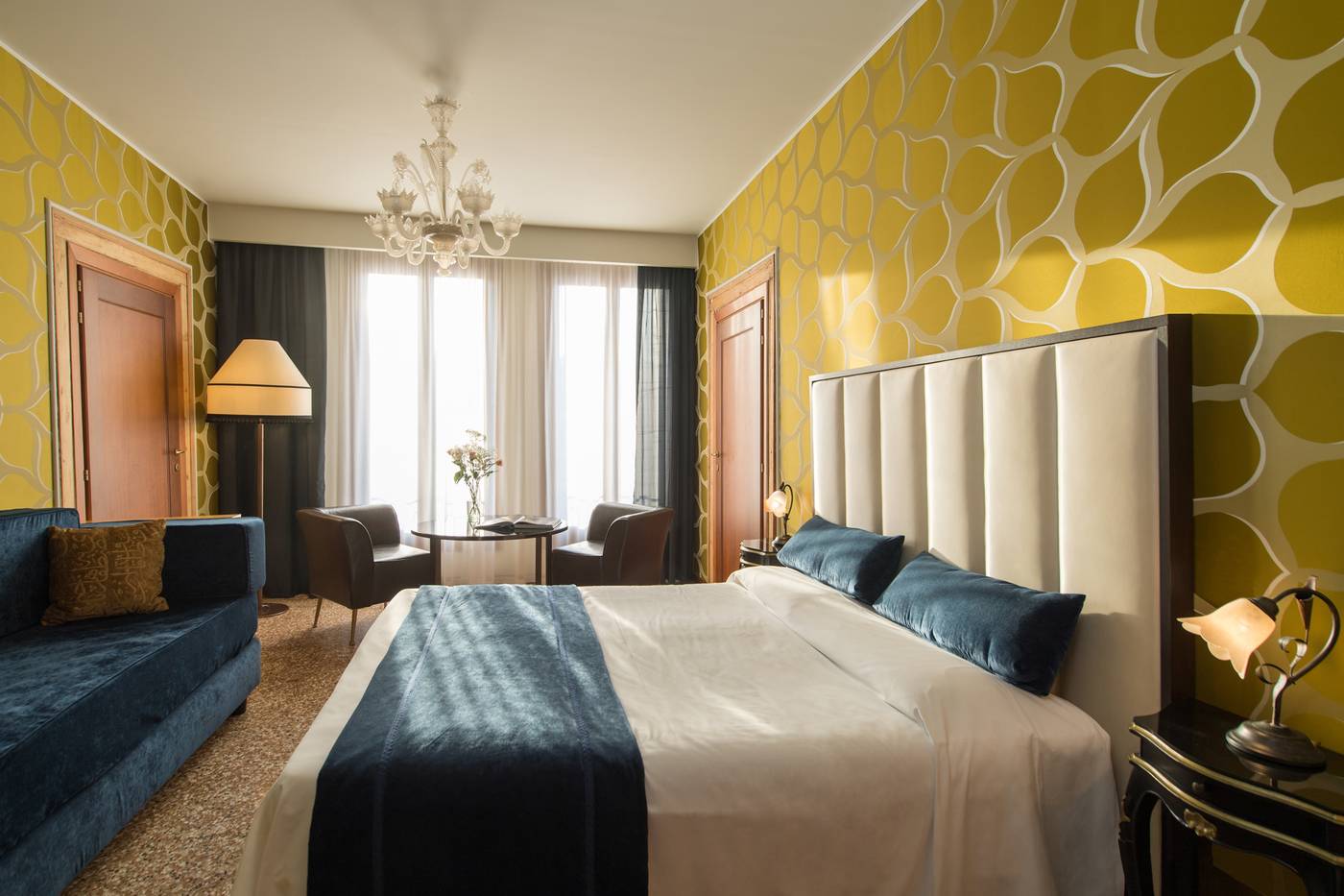 Leon-Bianco-On-The-Grand-Canal-Room-2