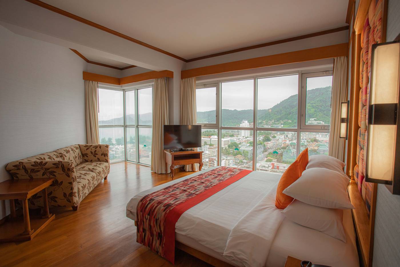 Royal-Paradise-Room-19