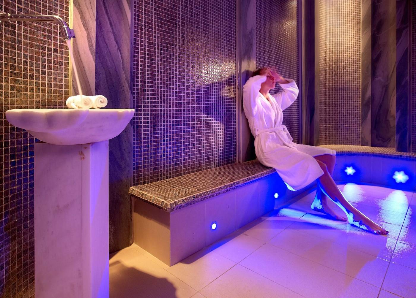 Albatros-Sports-and-Entertainment-50