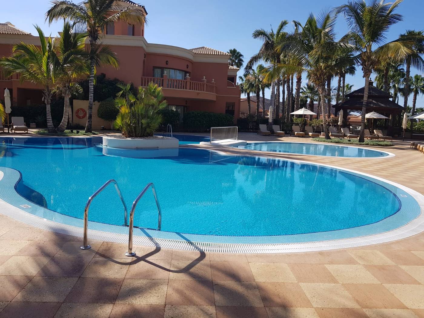 Las-Madrigueras-Pool-4