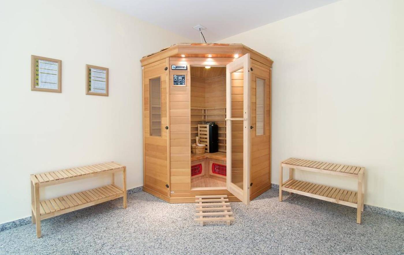 Apartamentos-Nuria-Sol-Sports-and-Entertainment-42