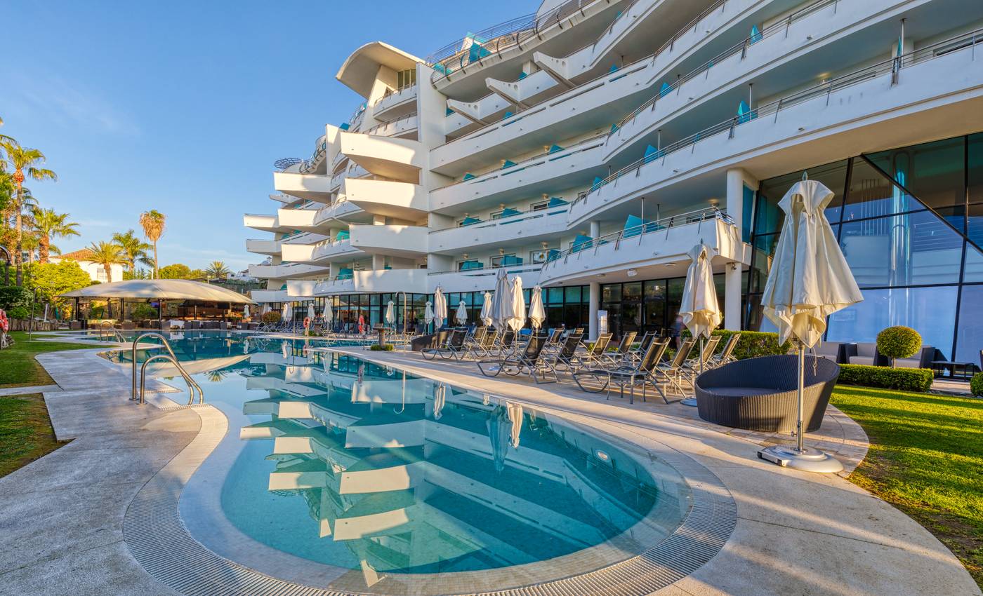 Senator-Banus---Adults-Recommended-Pool-1