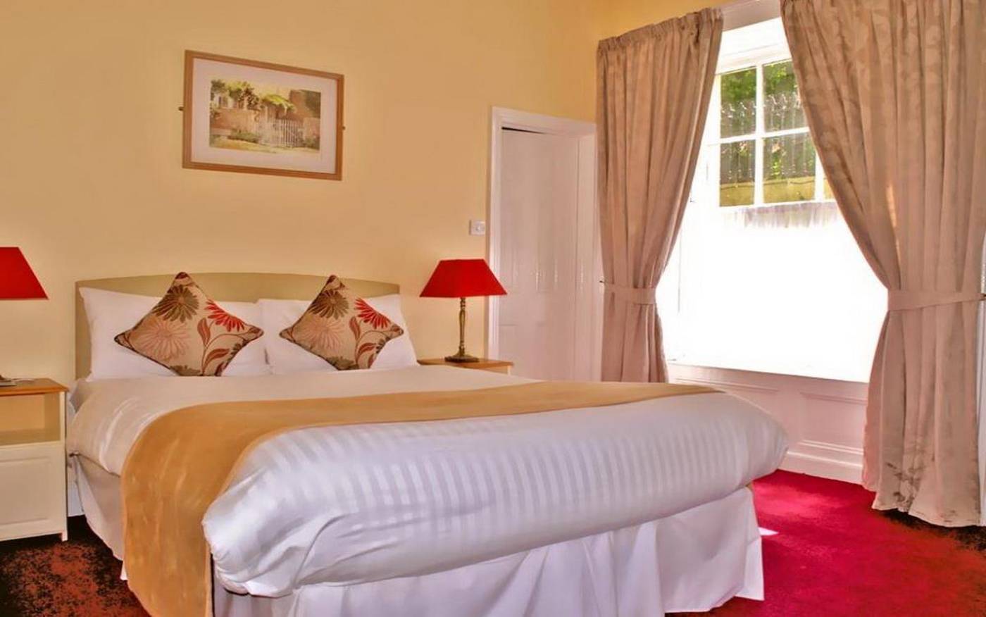 Morehampton-Townhouse-Room-8