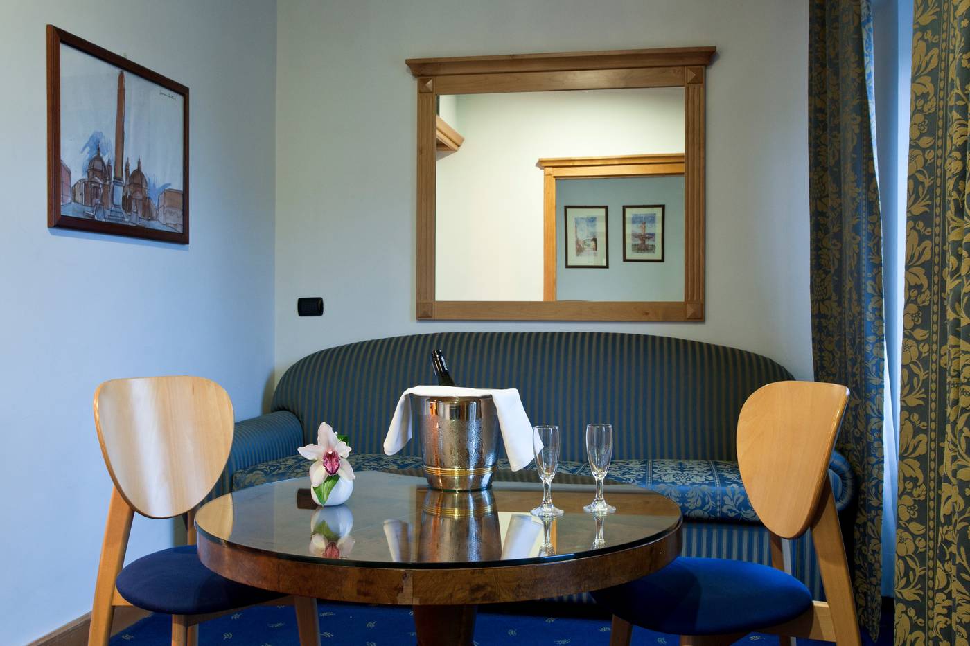 Diplomatic-Rome-Room-18