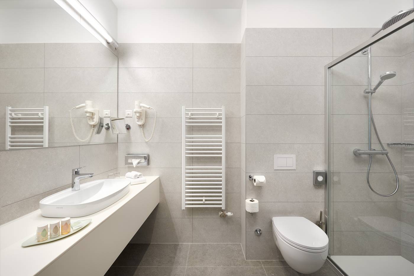 Salona-Palace-Room-35