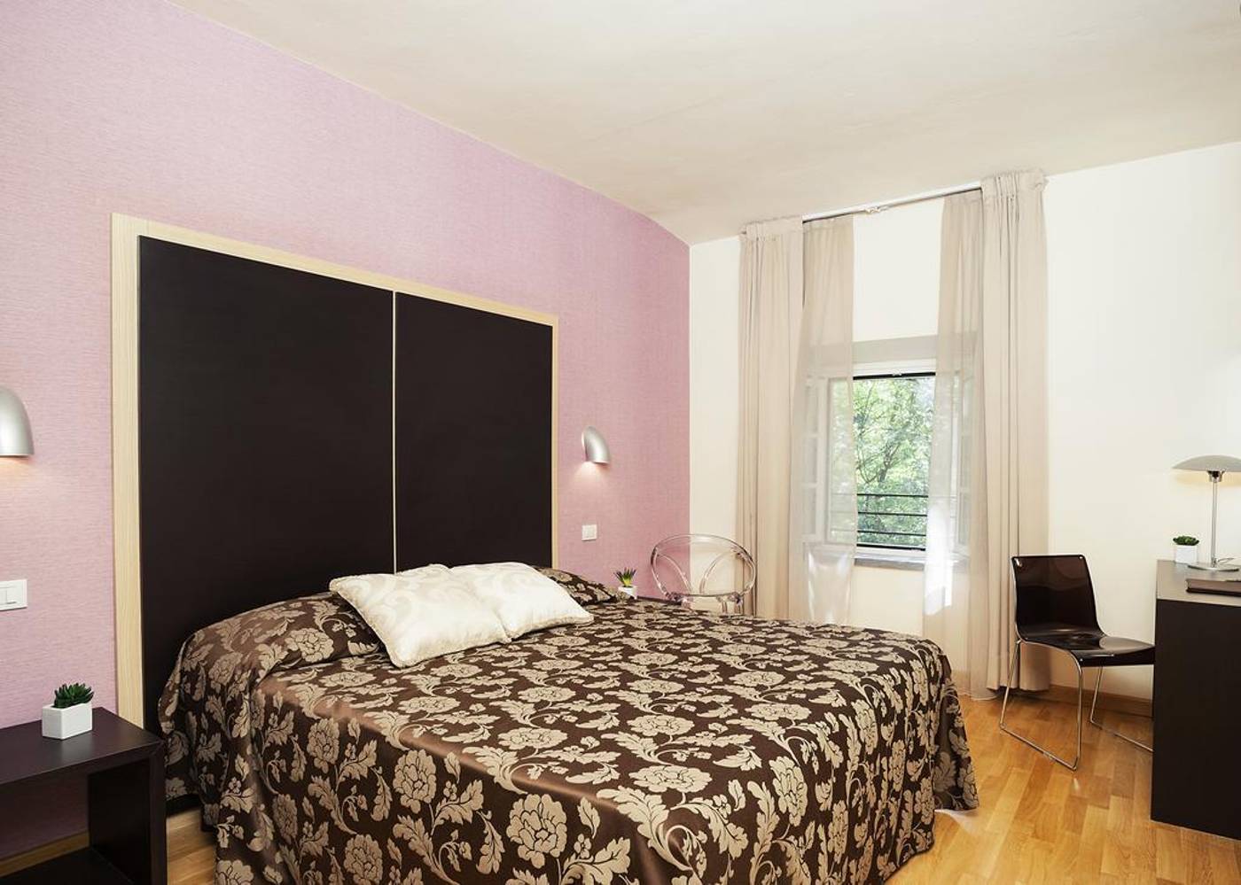 Hambros-il-Parco-in-Villa-Banchieri-Room-3