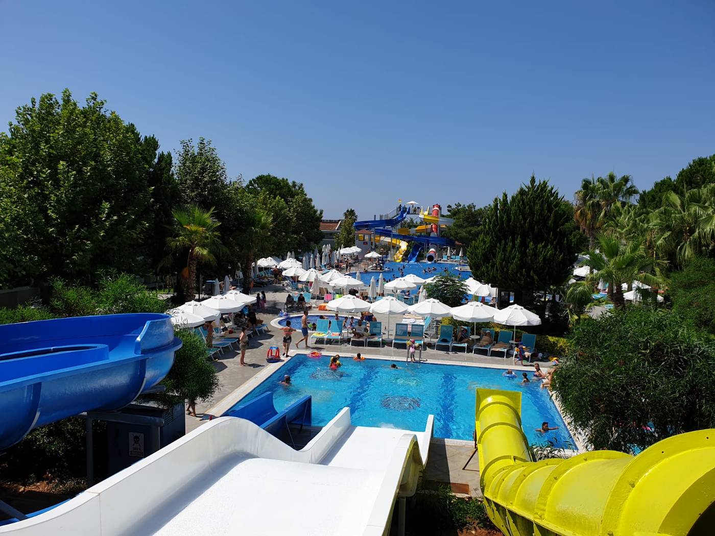 Aska-Costa-Holiday-Club-Sports-and-Entertainment-4