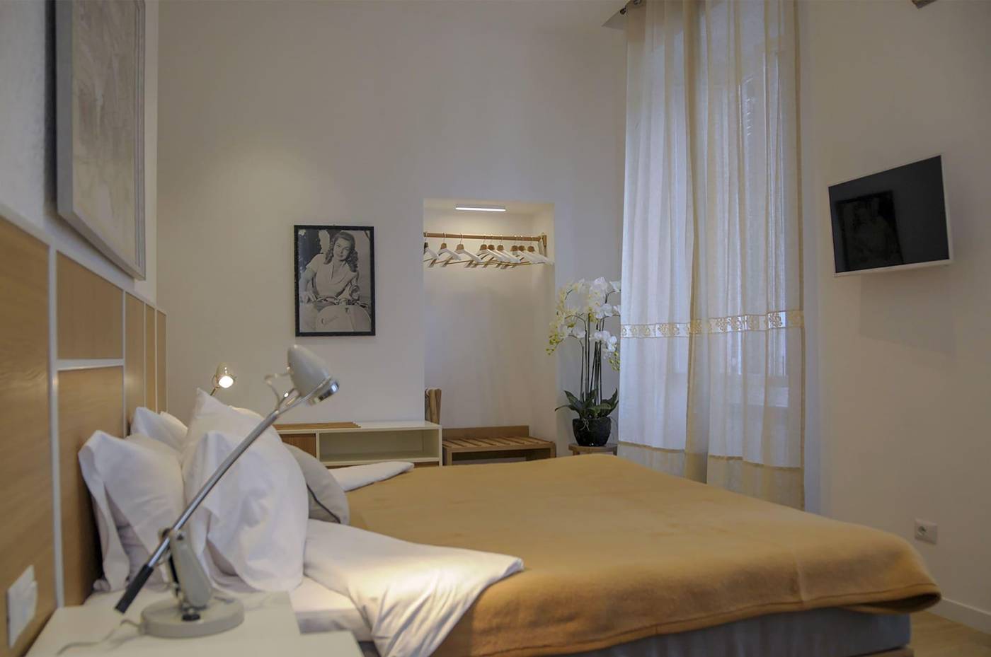 Roma-Vespahouse-Room-22