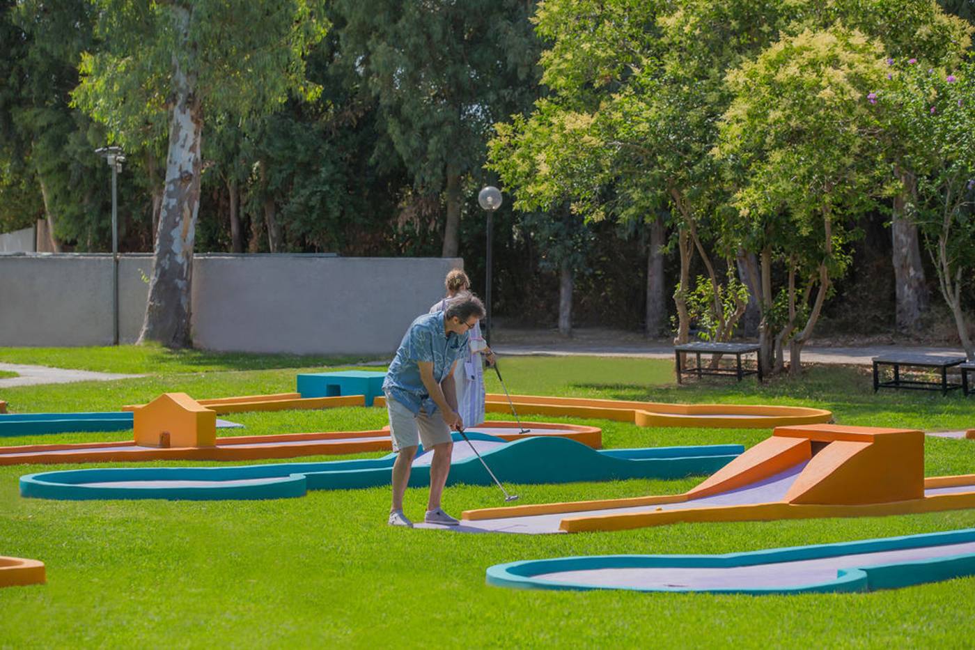 Golden-Coast-Hotel-and-Bungalows-Sports-and-Entertainment-62