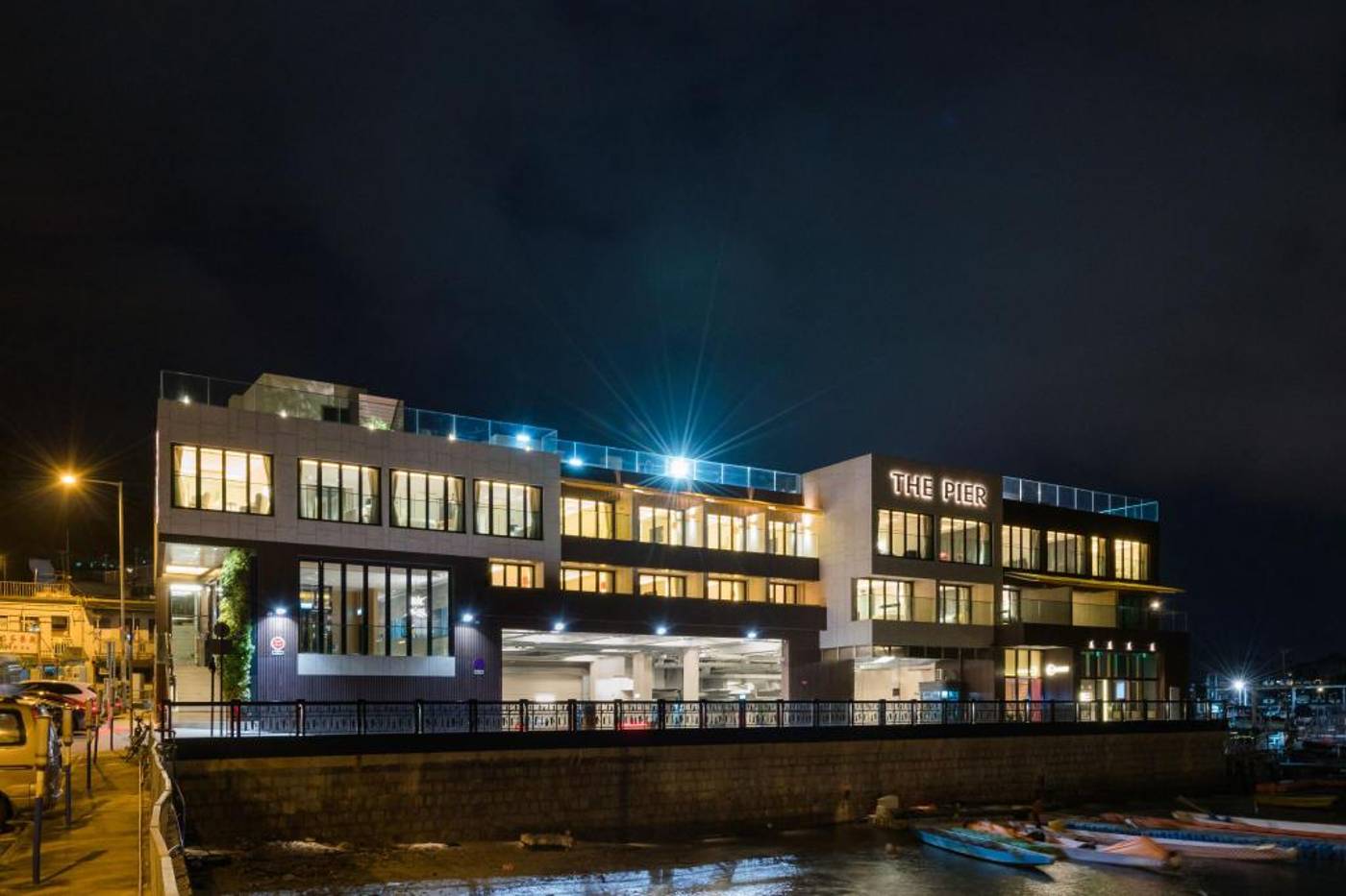 The-Pier-Hotel-General-view-48