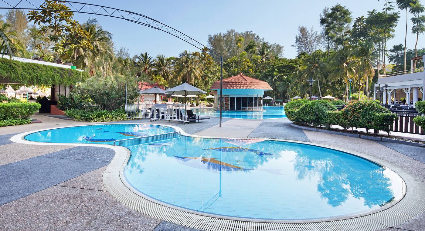 Bayview Beach Resort Penang-Malaysia-Batu Ferringhi-Pool-1