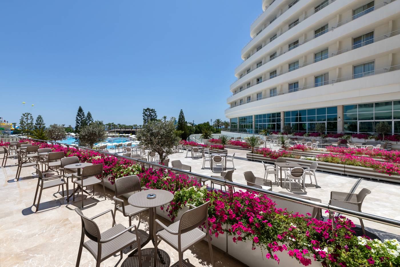 Miracle Resort Hotel