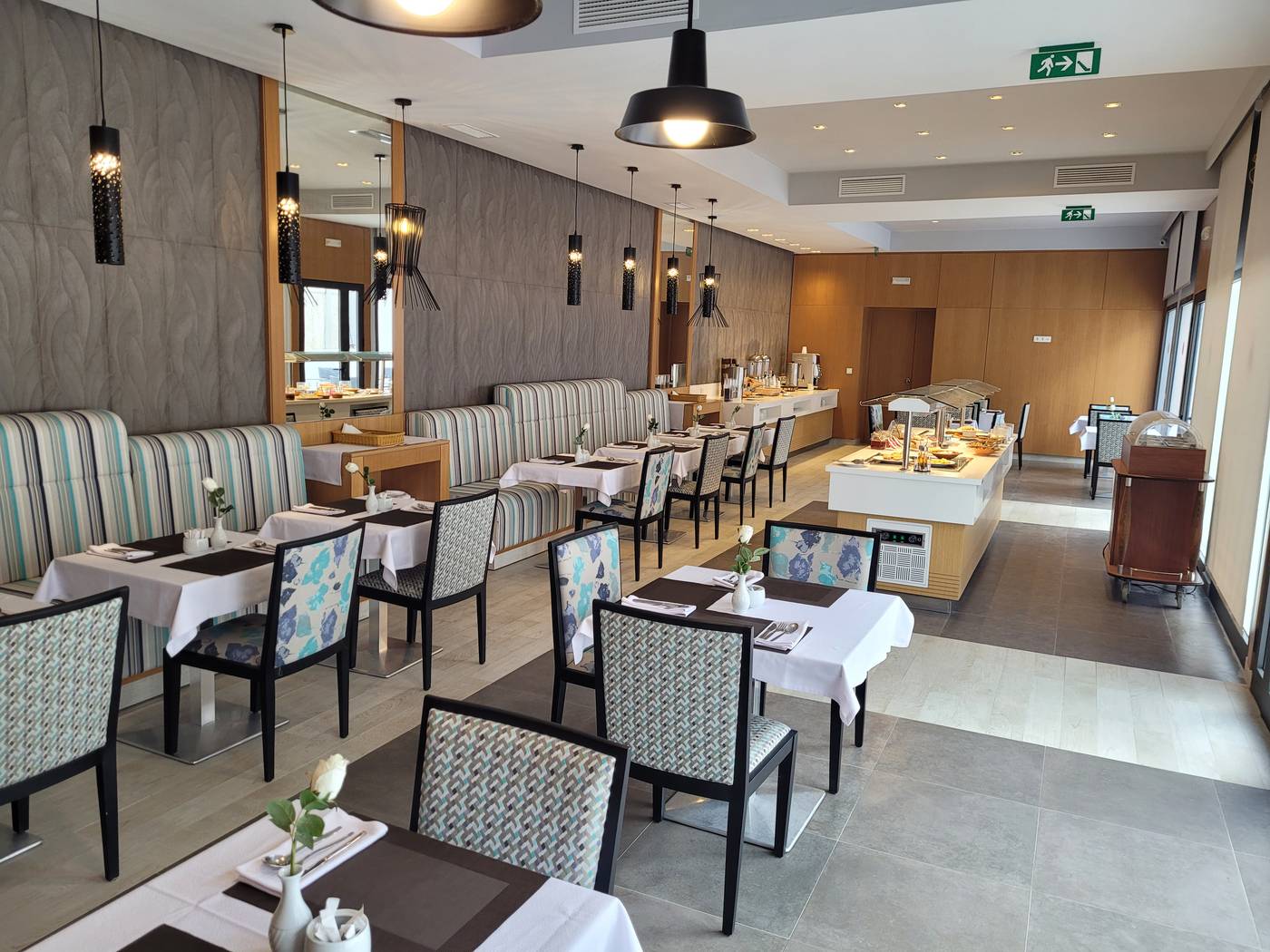 Tiba-St-Restaurant-28