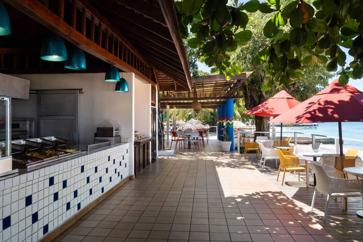 Grand-Decameron-Montego-Bay--A-Trademark-All-Inclusive-Restaurant-17