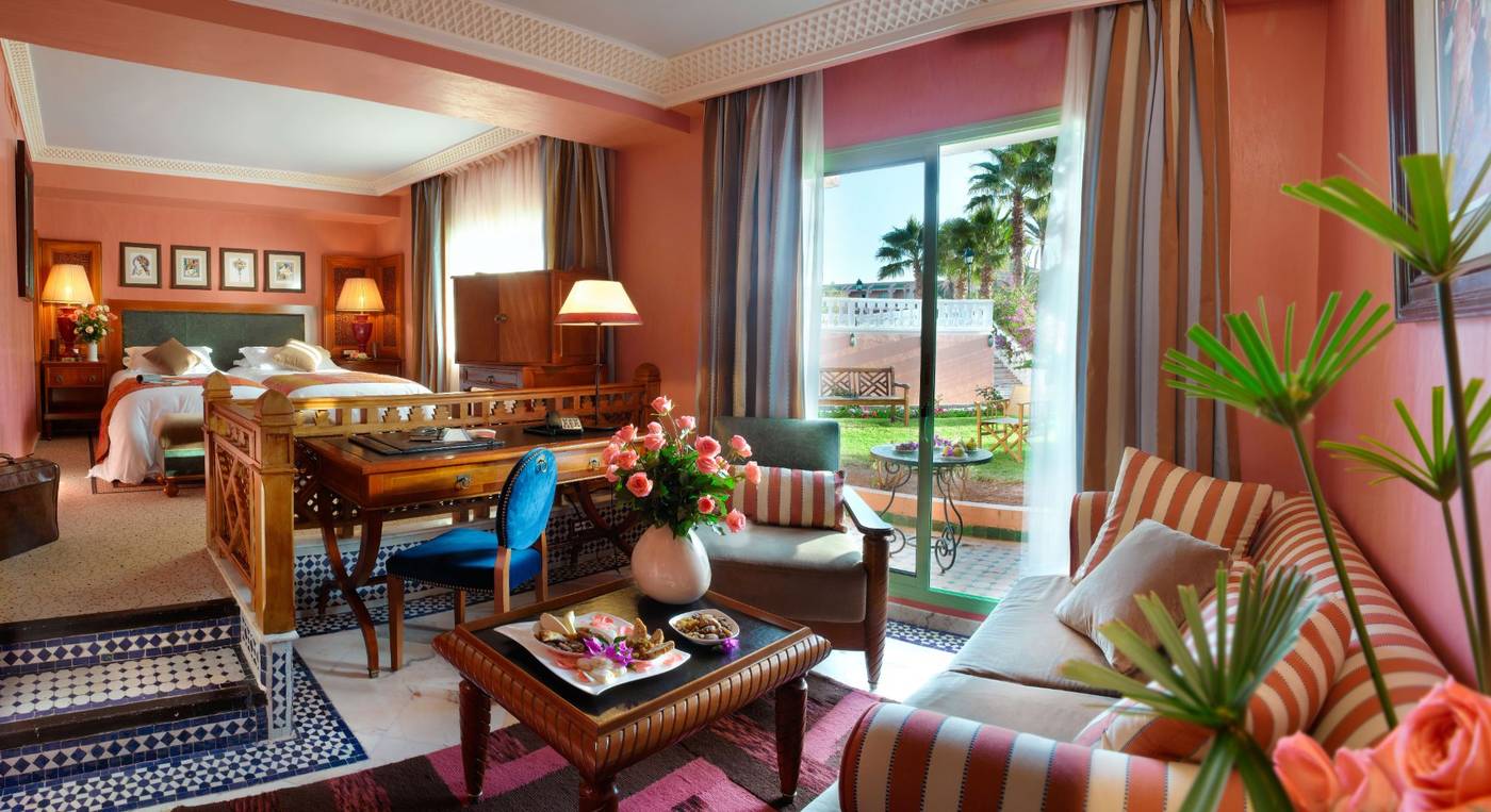 Rotana Hotel Du Golf