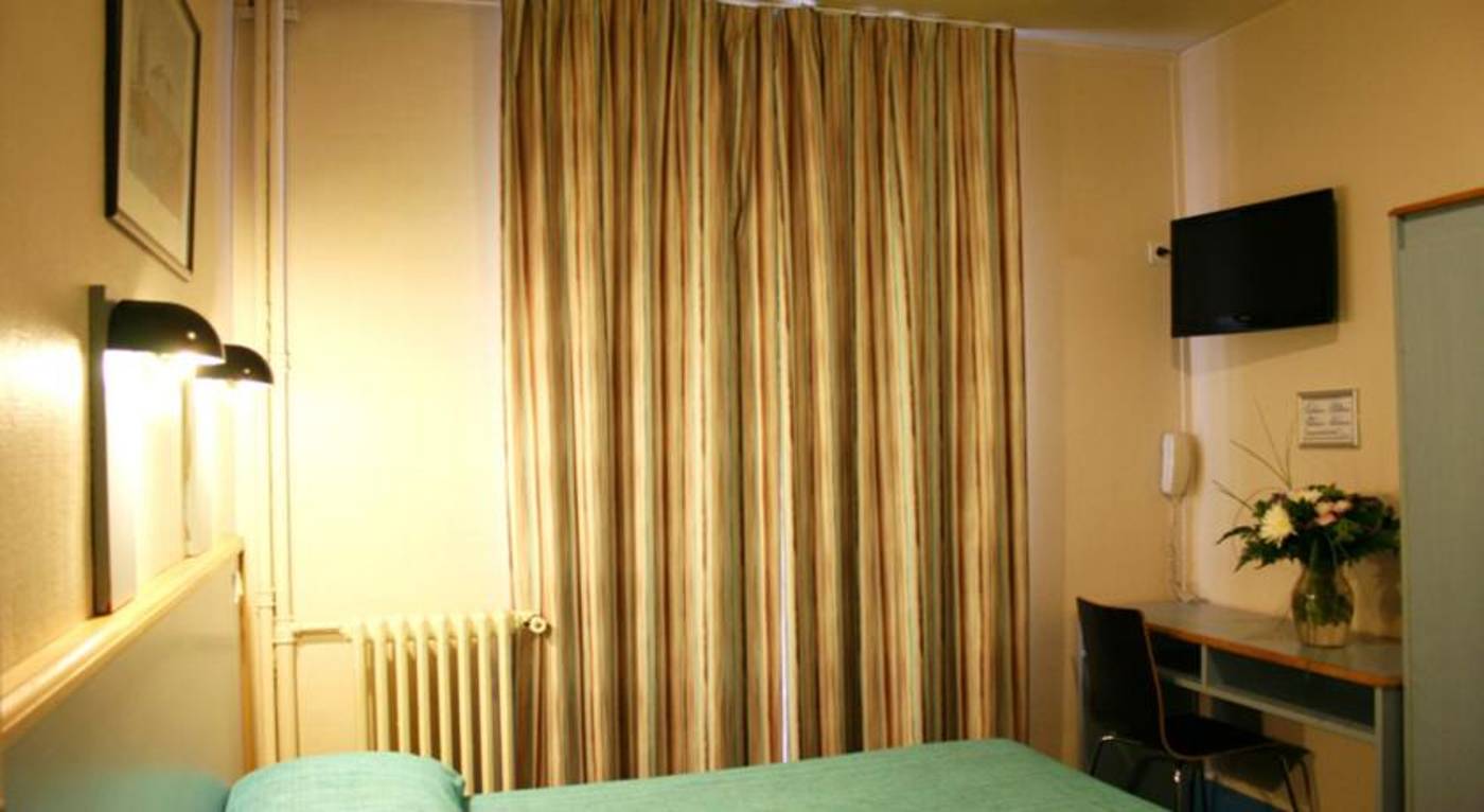 Amarys-Simart-Room-7