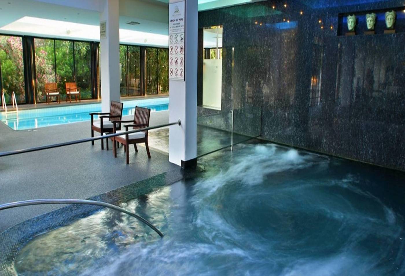 Grecian-Bay-Hotel-Pool-71