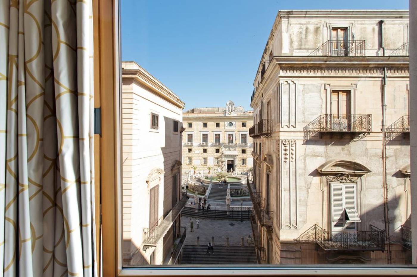 B-B-Hotel-Palermo-Quattro-Canti-General-view-3