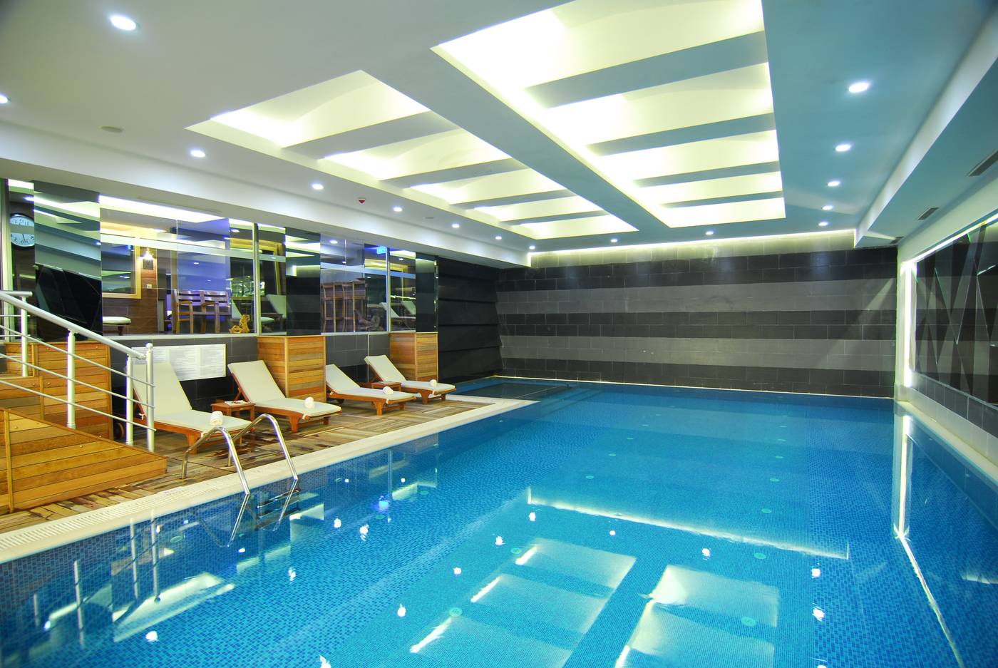 Avantgarde-Levent-Pool-31