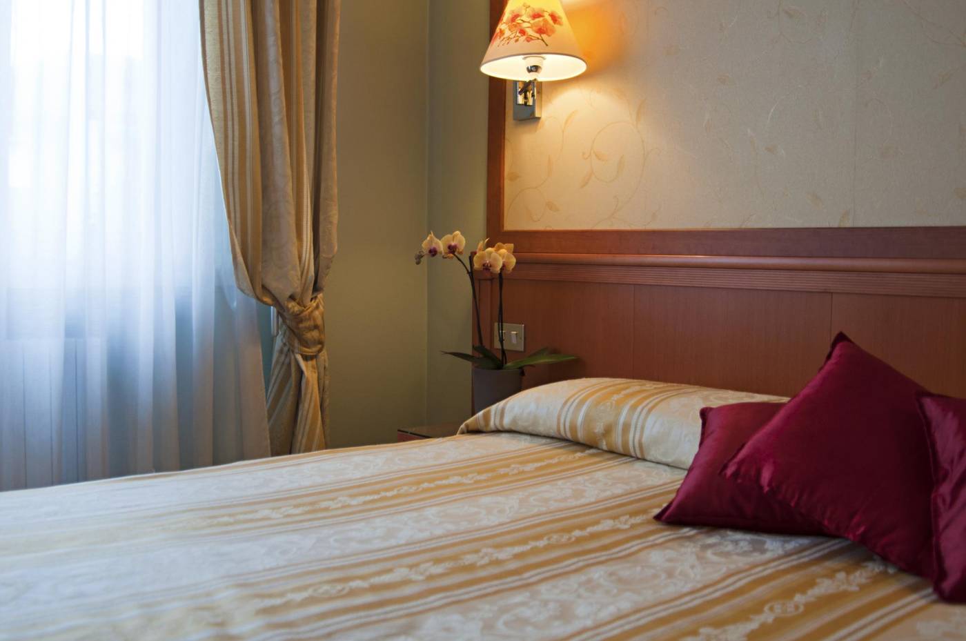 Eco-Hotel-Milano---Bioriso-Restaurant-Room-48