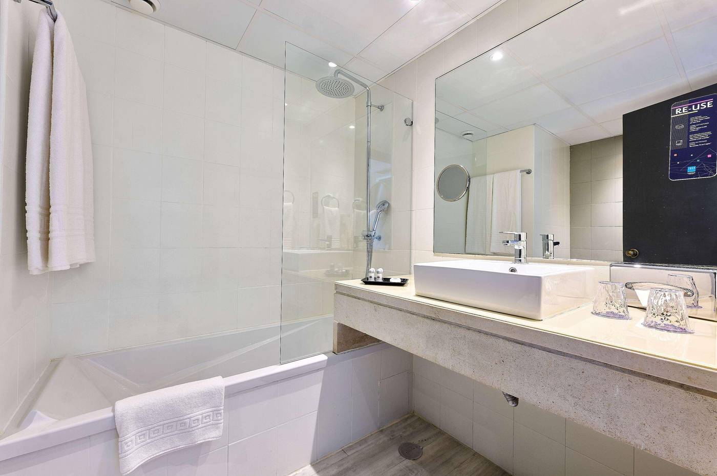 Tryp-Lisboa-Caparica-Mar-Hotel-Room-40