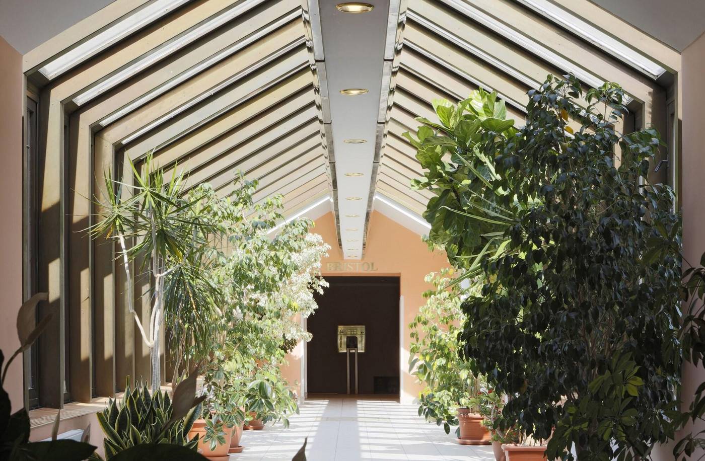 Bristol-Czech Republic-KARLSBAD-Lobby-8