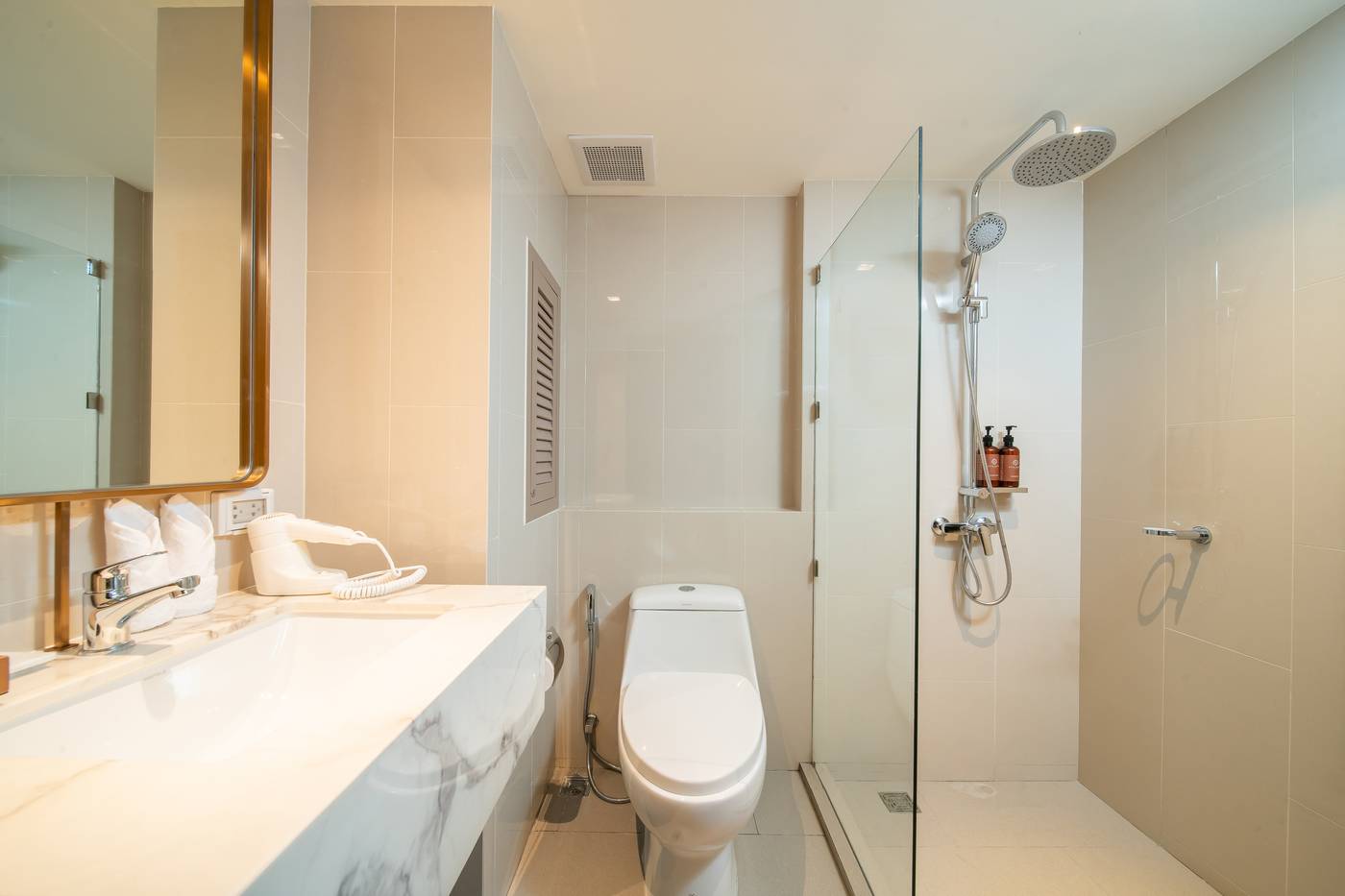 Away-Bangkok-Riverside-Kene-Room-46