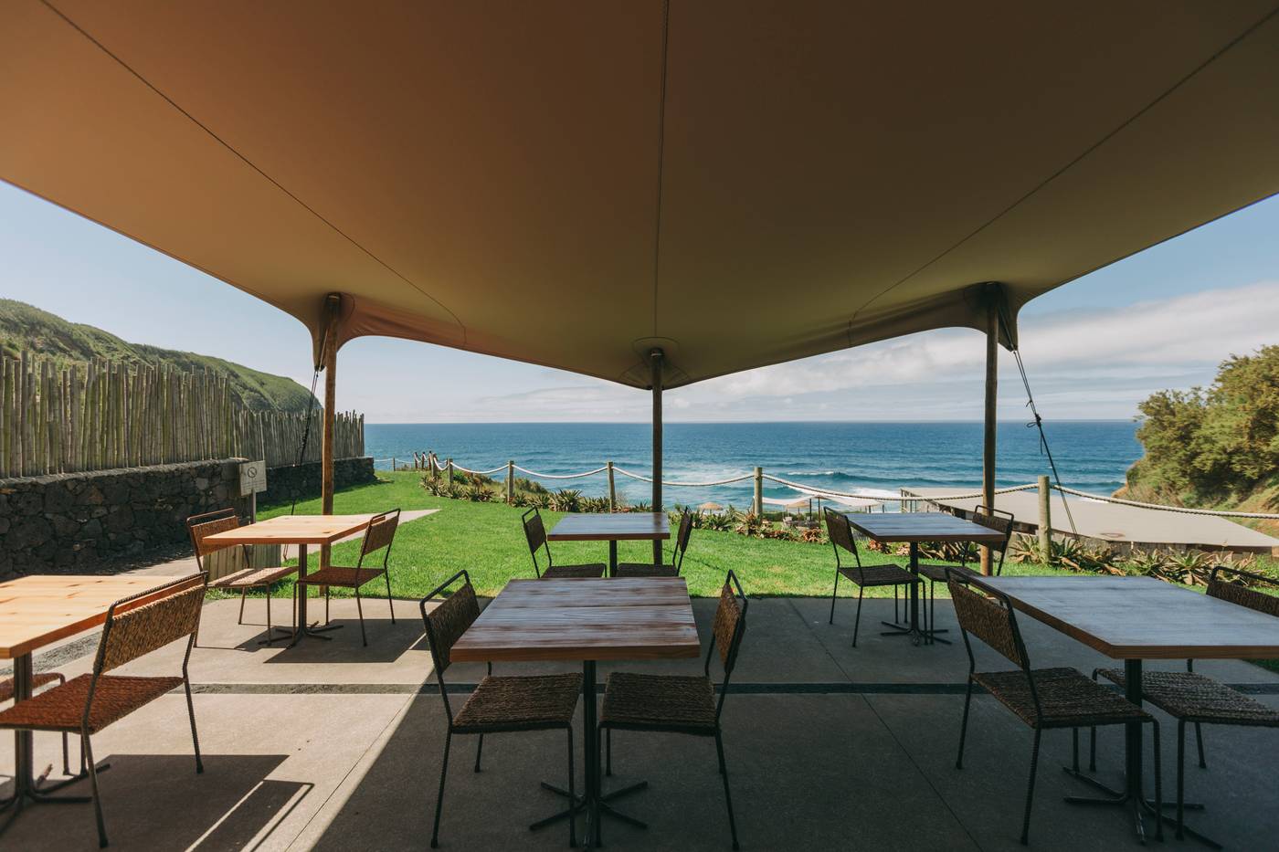 Santa-Barbara-Eco-Beach-Resort-Restaurant-15