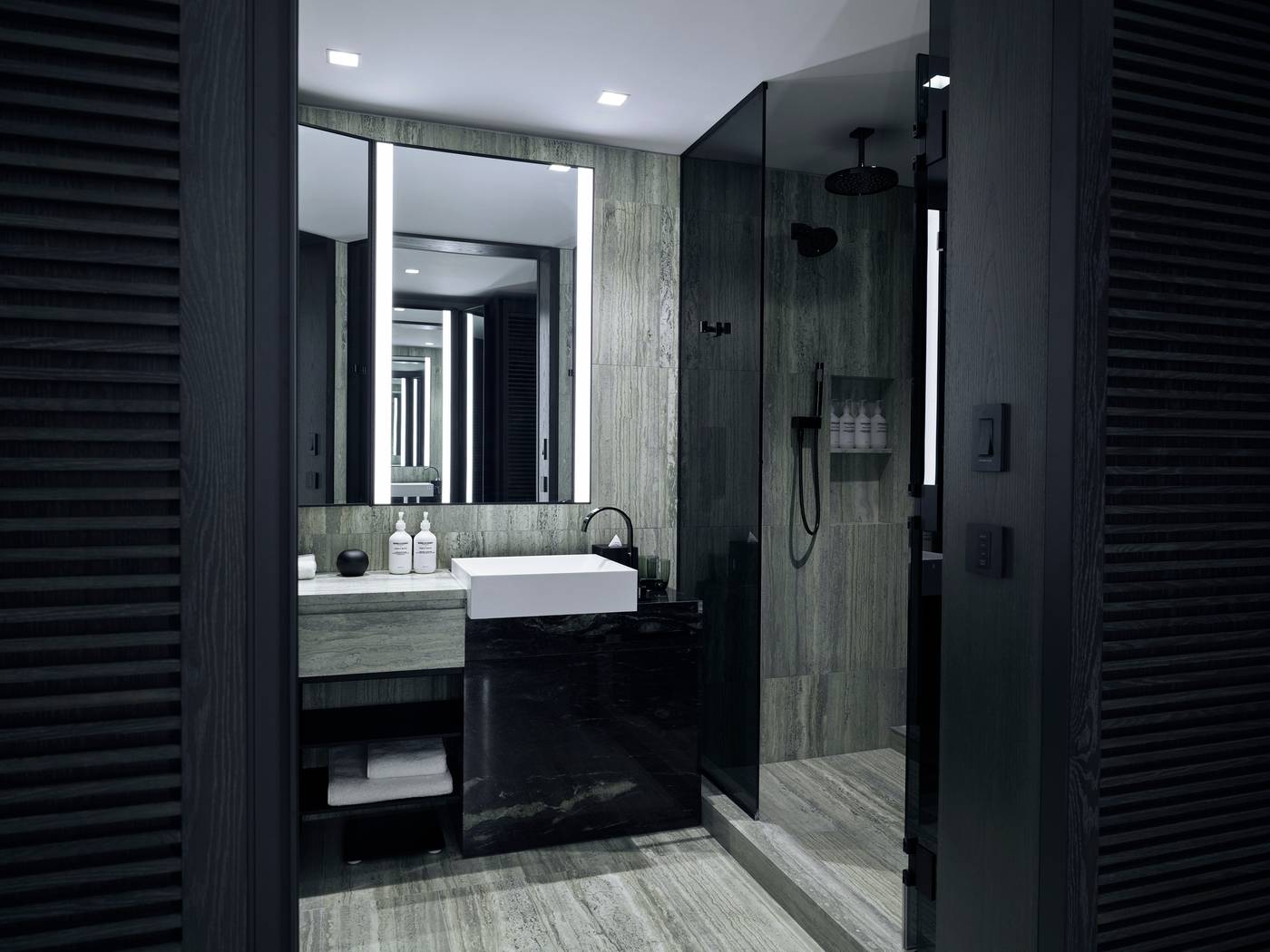 Equinox-Hotel-Hudson-Yards-New-York-Room-38