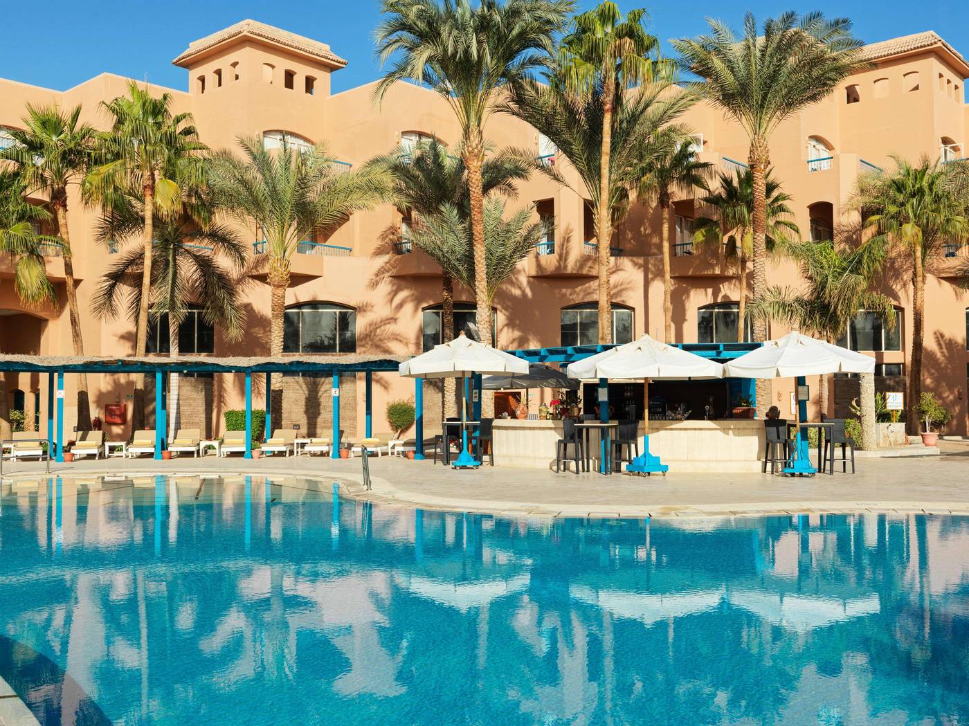 Club-Paradisio-El-Gouna-Pool-1