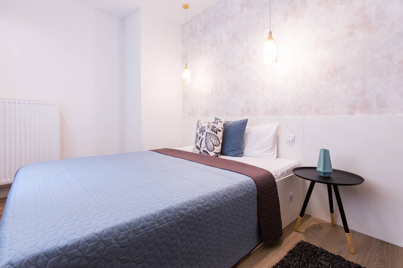 Vagabond-Broadway-Room-30