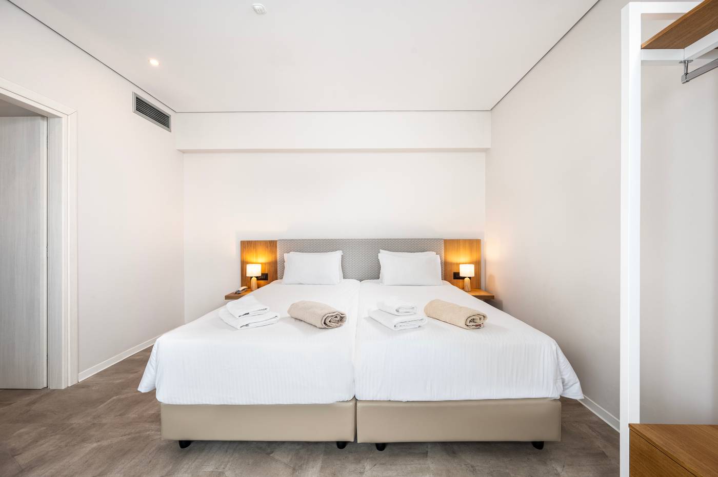 Athina-Palace-Resort---Spa-Room-34