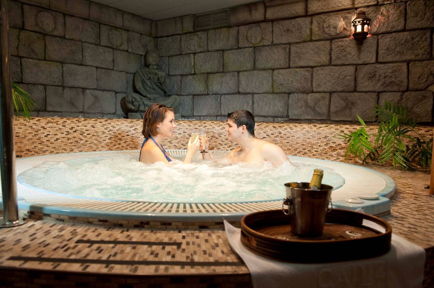 Spa-Cadiz-Plaza-Sports-and-Entertainment-44