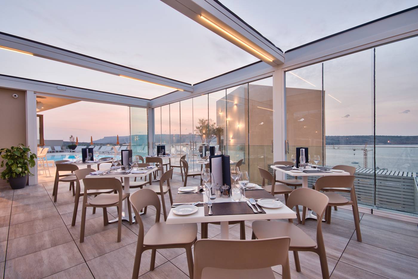 Luna-Holiday-Complex-Restaurant-71