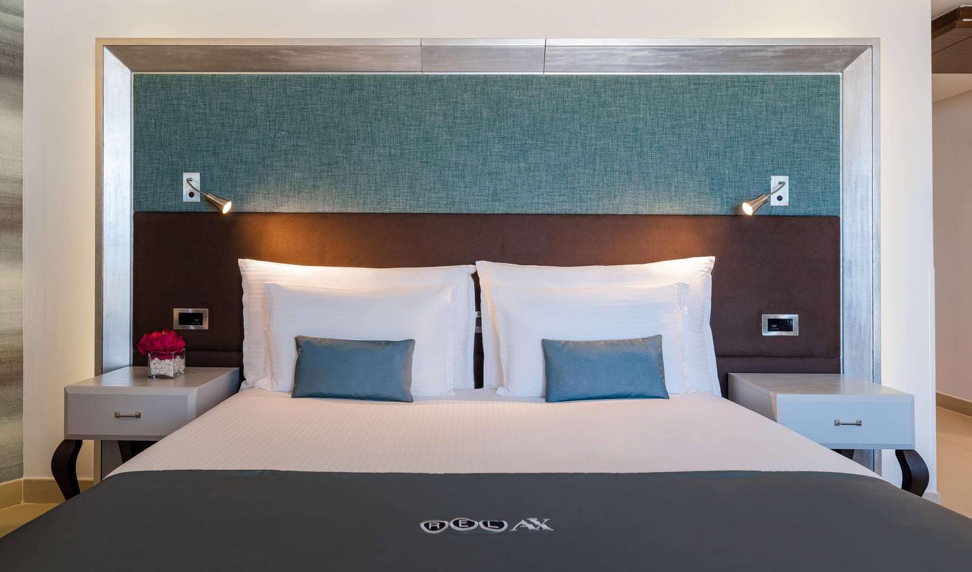 The-Palace-Hotel-Room-21