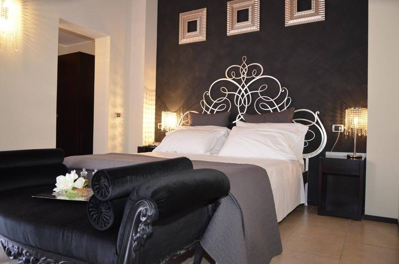 Cassisi-Hotel-Room-2