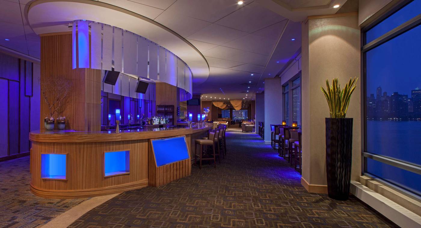 Hyatt-Regency-Jersey-City-on-the-Hudson-Bar-9