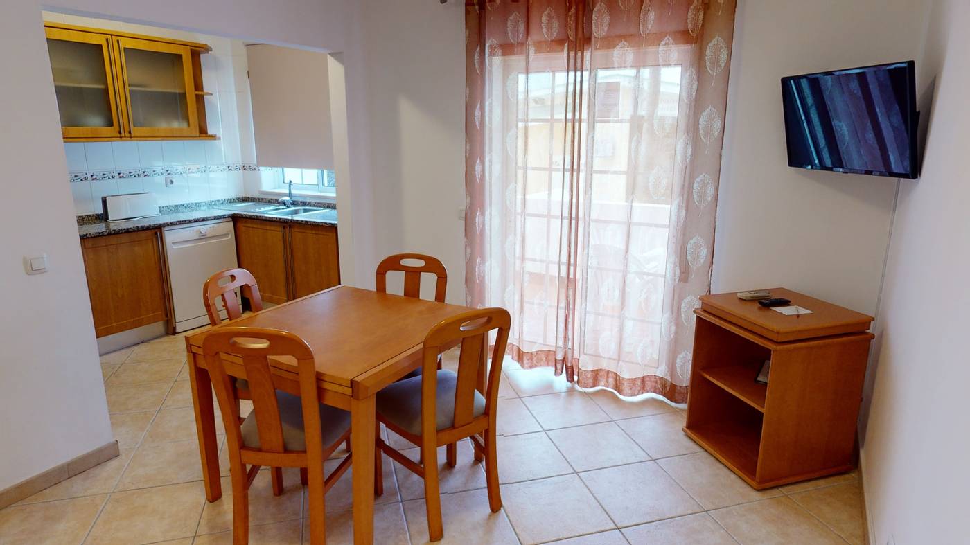 Real-Lota-Room-31
