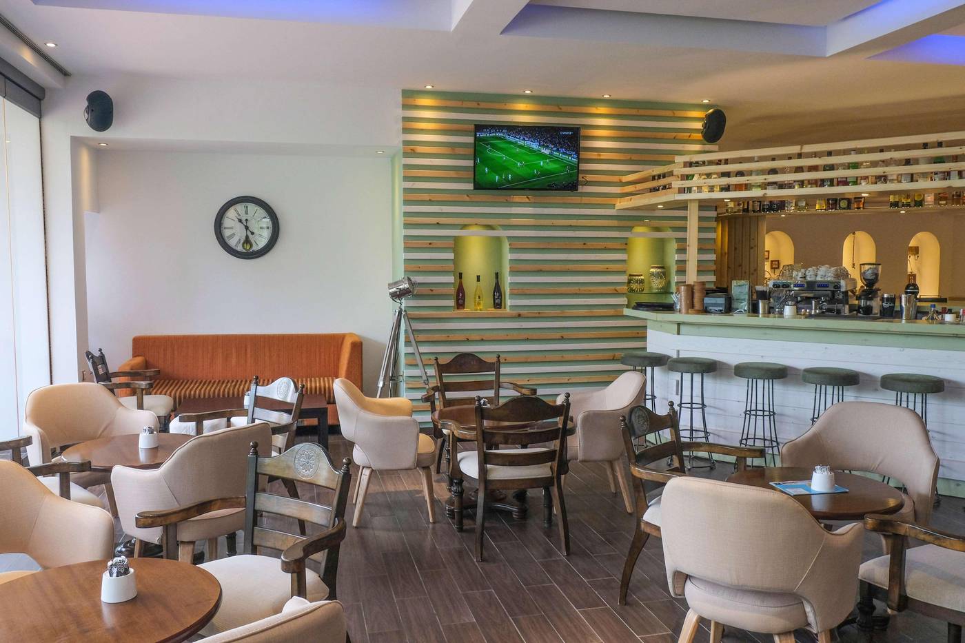 Athena-Pallas--Bar-57