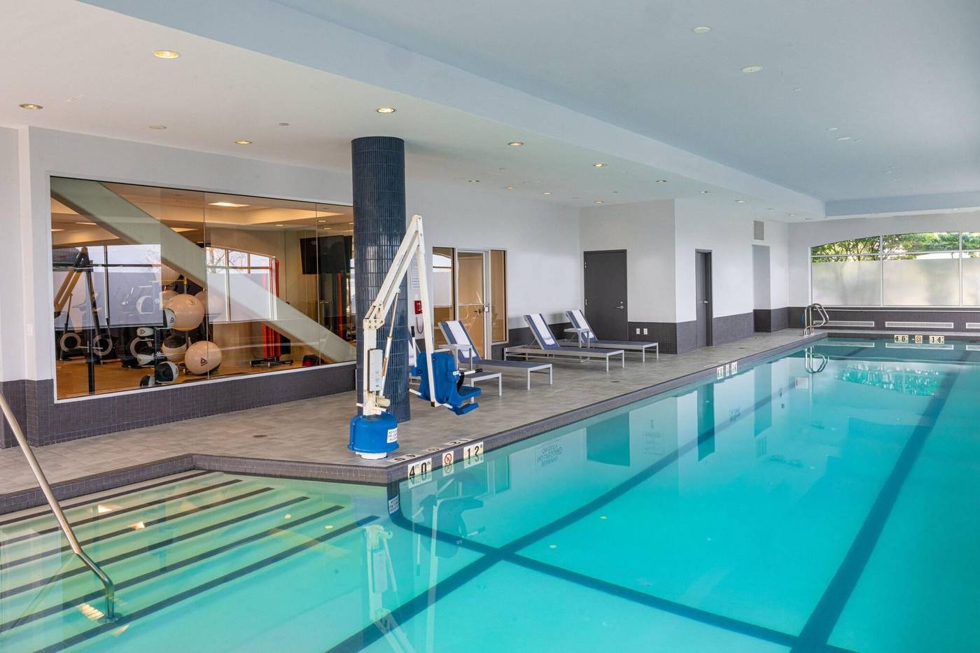 Boston-Marriott-Quincy-Pool-36